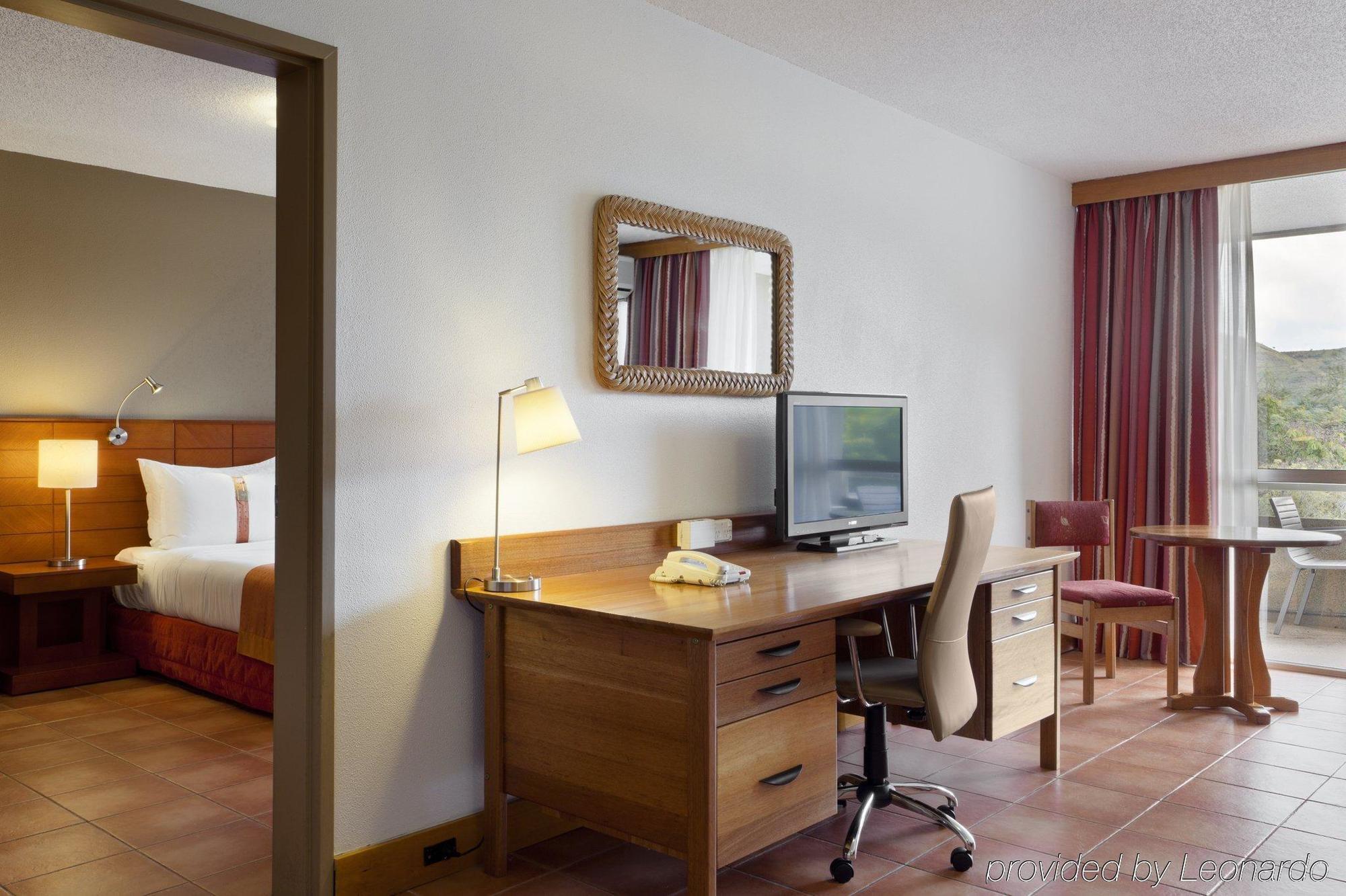 Holiday Inn & Suites Port Moresby By Ihg Habitación foto